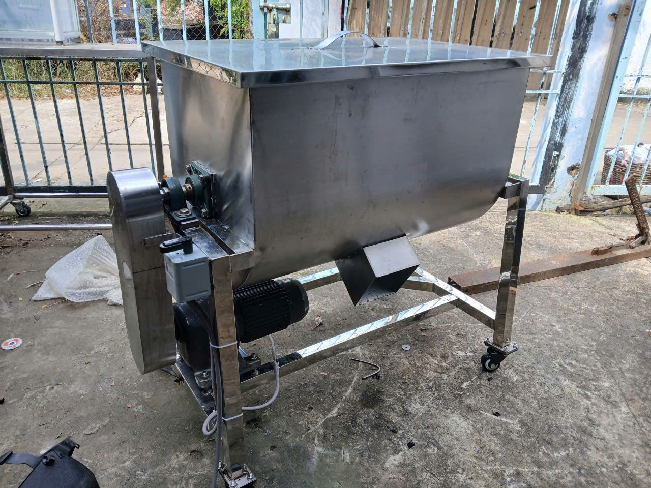 CƠ SỞ CHUYÊN SẢN XUẤT MÁY INOX CÔNG NGHIỆP UY TÍN NHẤT VIỆT NAM
